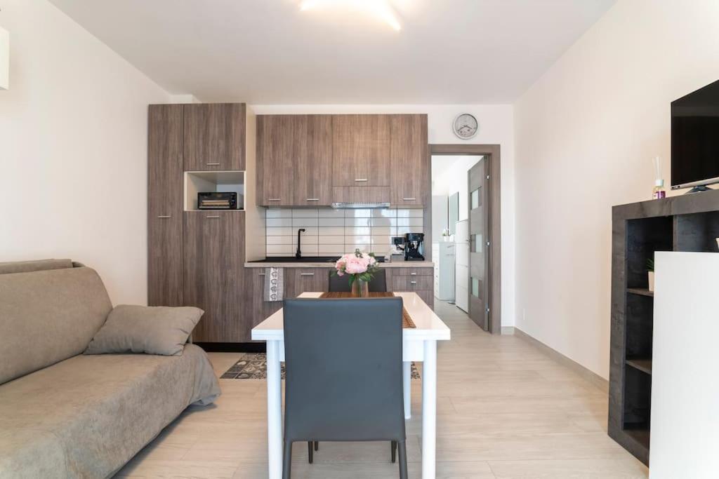 Appartamento Emma Con Piscina - Vista Mare"Tenuta Croce" Салерно Екстериор снимка