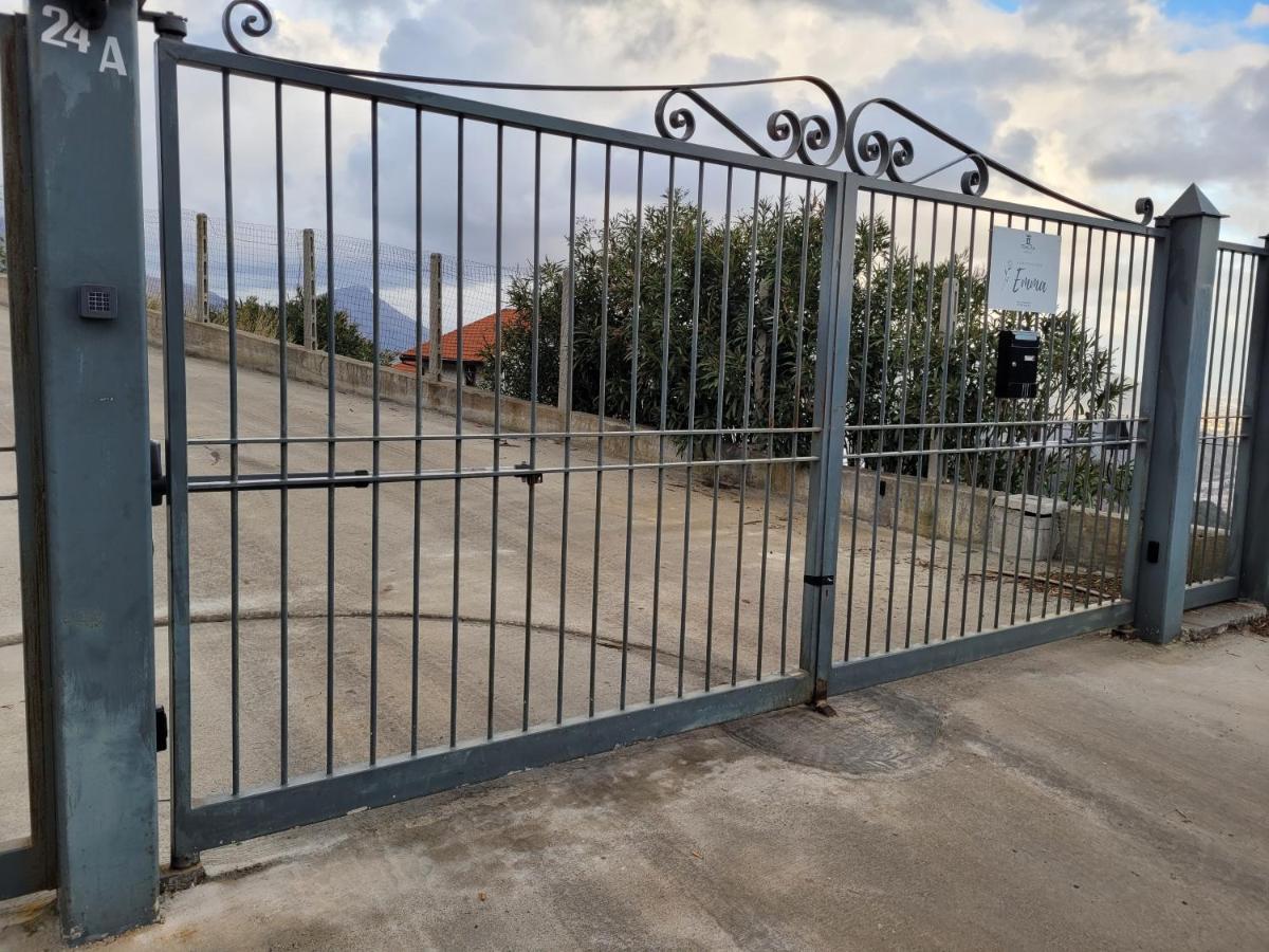 Appartamento Emma Con Piscina - Vista Mare"Tenuta Croce" Салерно Екстериор снимка